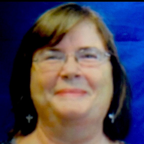 Meet your Posher, Karen - Picture 1 of 1